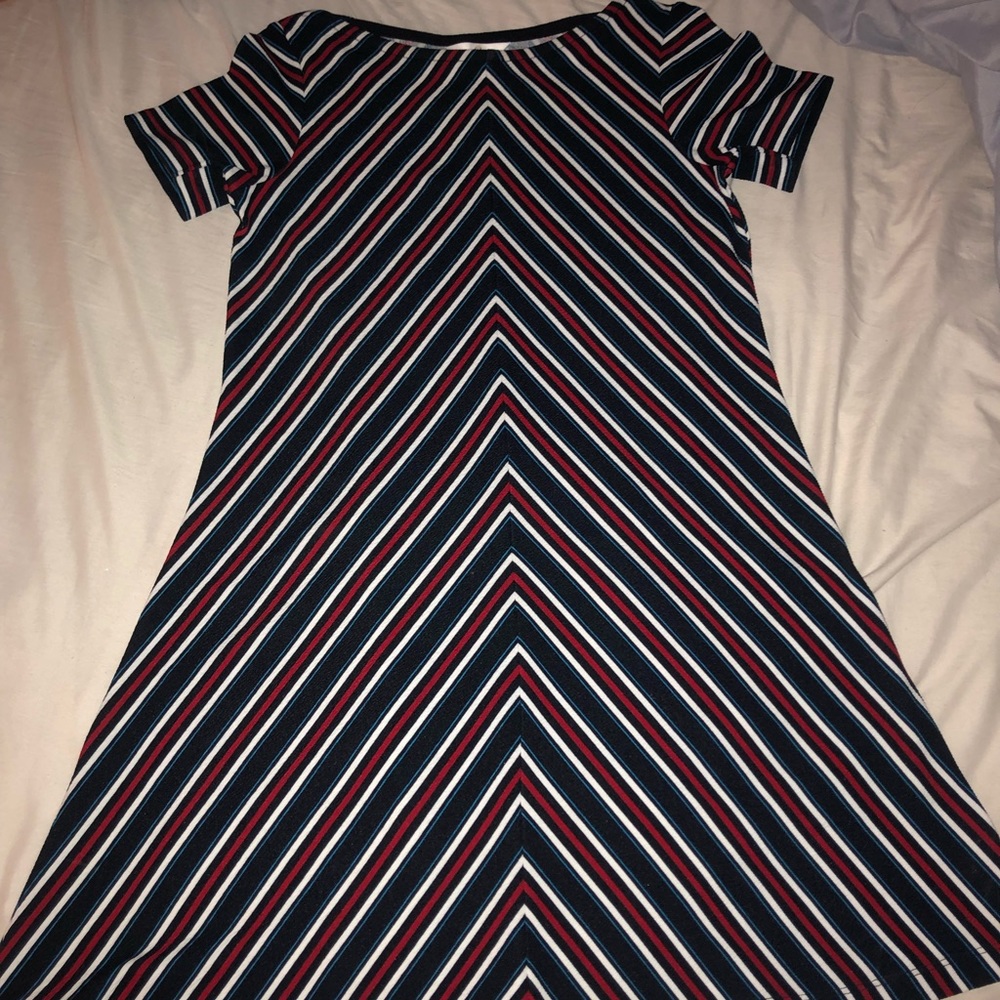 Dress 👗 - Picture 2 of 2
